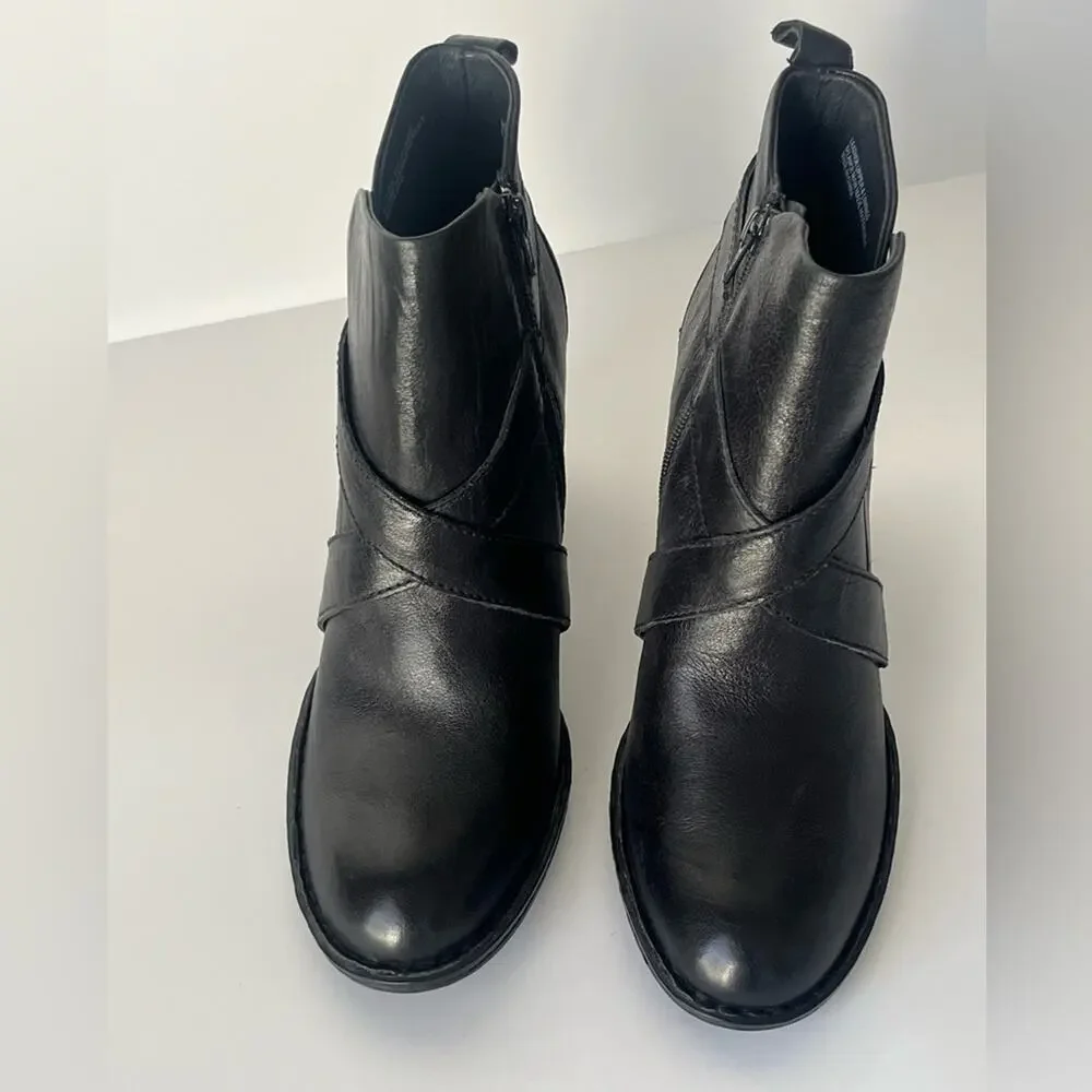 Born Shola leather Moto ankle boots black 9.5